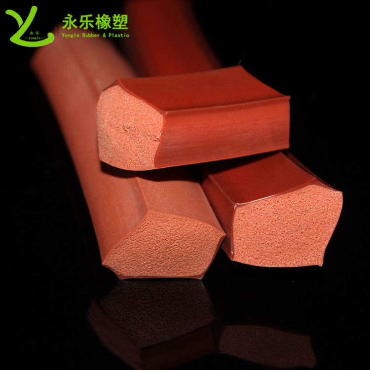 擠出復(fù)合發(fā)泡硅膠條，耐高溫復(fù)合發(fā)泡硅膠條，耐老化復(fù)合發(fā)泡硅膠條